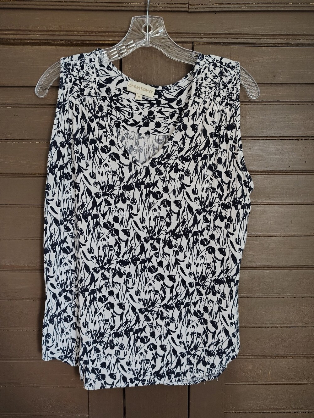 Cynthia Rowley Sleeveless Navy Blue & White Floral Top Size XL
